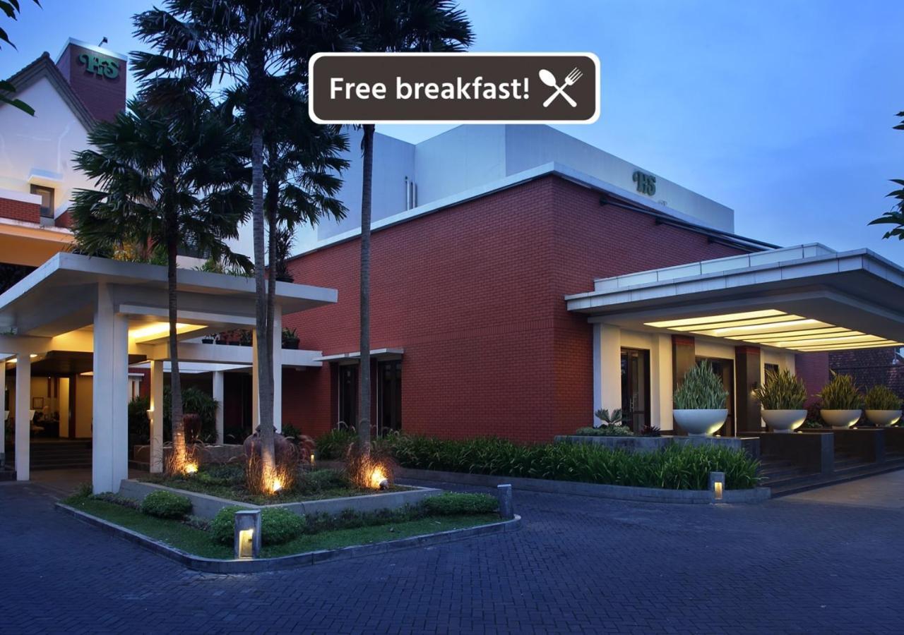 Hotel Santika Premiere Malang Exterior foto