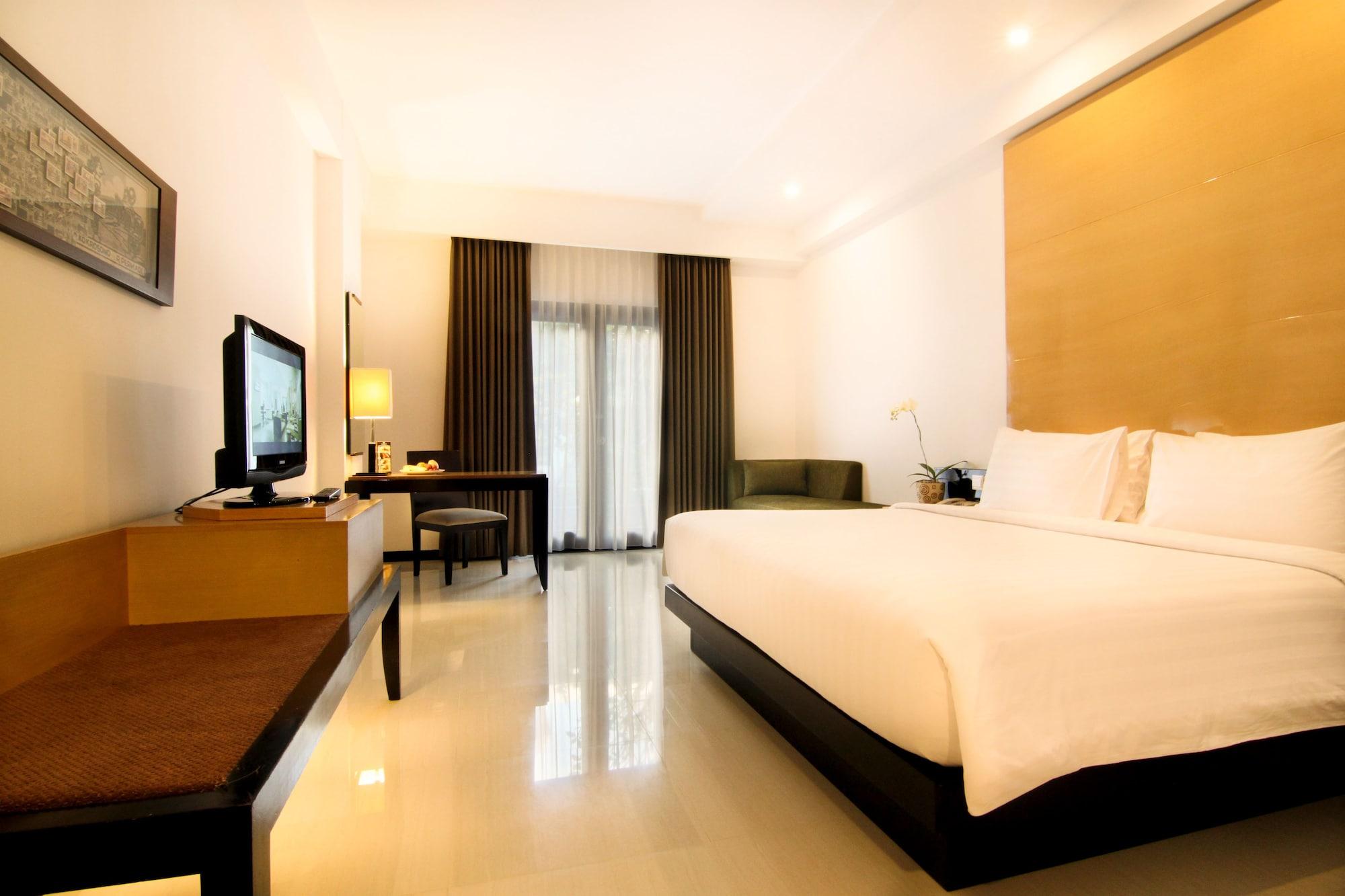 Hotel Santika Premiere Malang Exterior foto