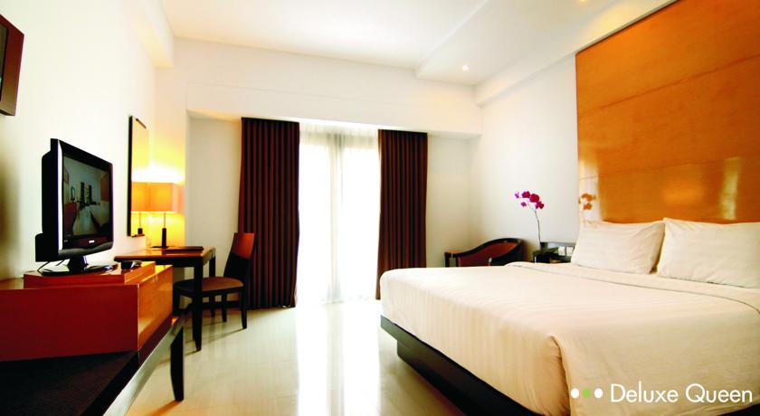 Hotel Santika Premiere Malang Exterior foto
