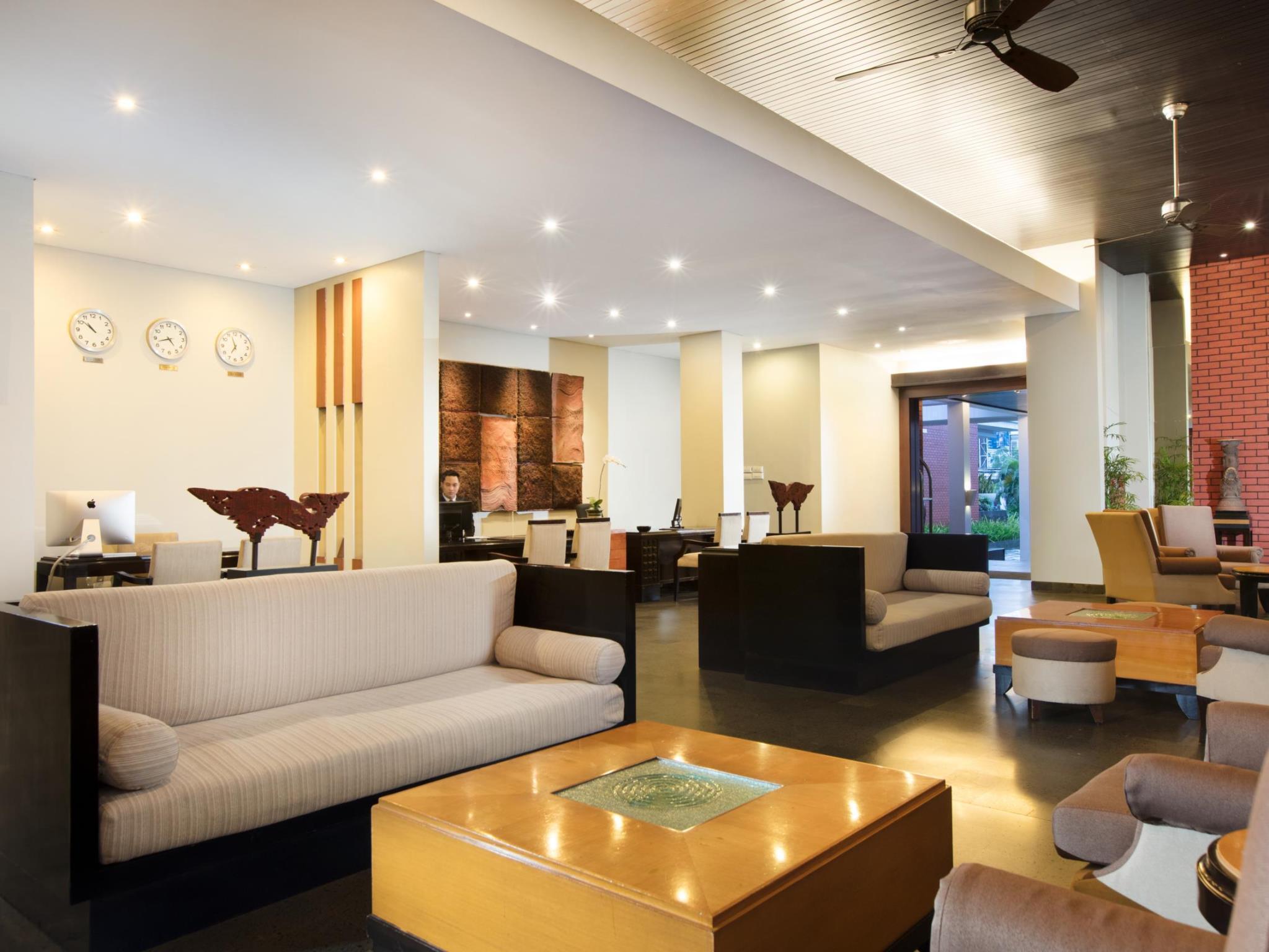 Hotel Santika Premiere Malang Exterior foto