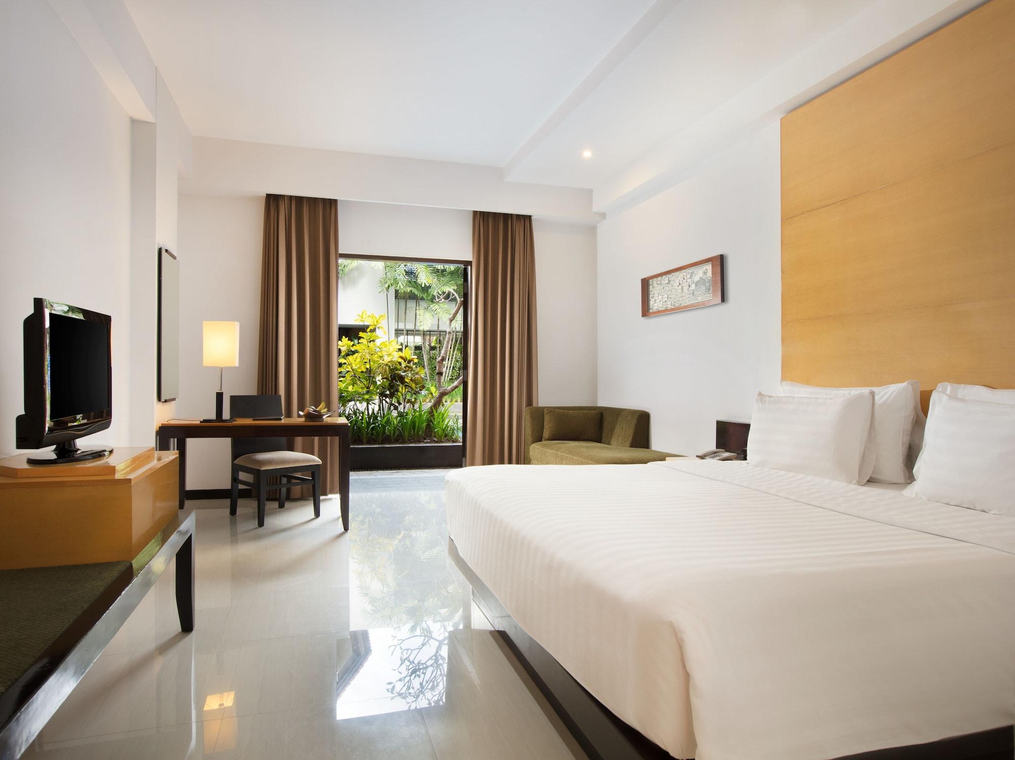 Hotel Santika Premiere Malang Exterior foto