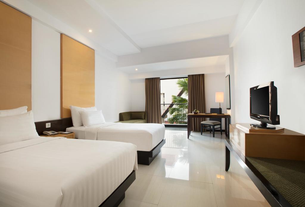 Hotel Santika Premiere Malang Exterior foto