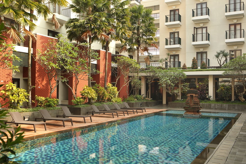Hotel Santika Premiere Malang Exterior foto