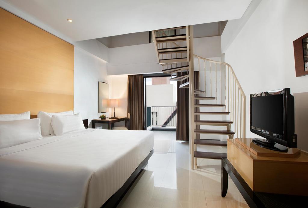 Hotel Santika Premiere Malang Exterior foto